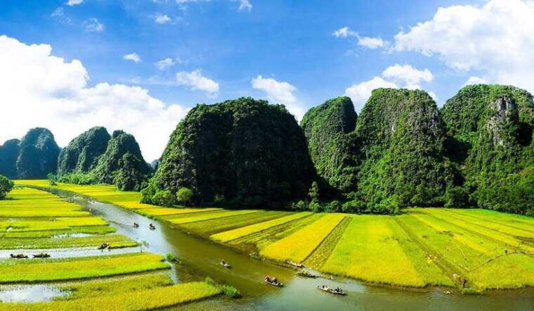 from-ha-noi-bai-dinh-trang-an-ninh-binh-tour-full-day-lunch