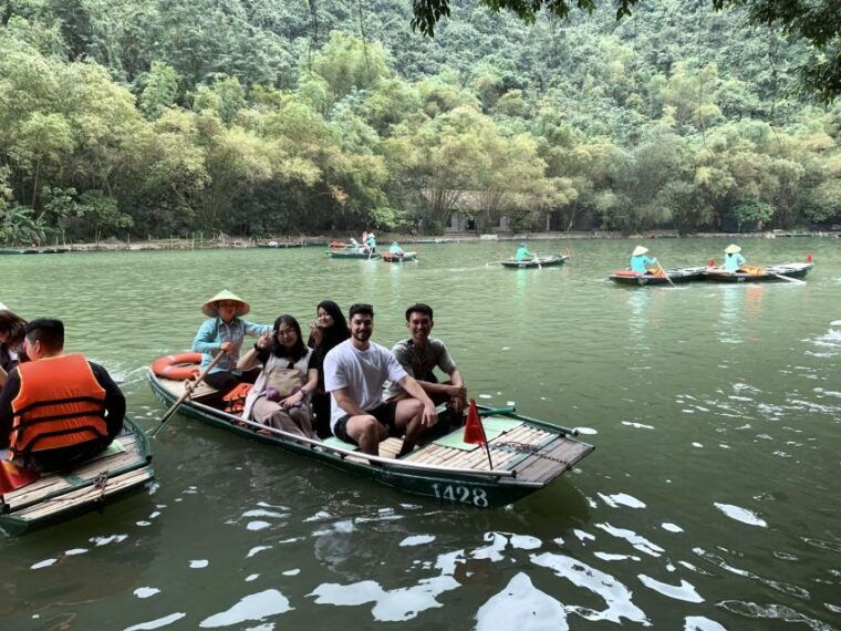 from-hanoi-bai-dinh-trang-an-mua-cave-a-scenic-day-tour