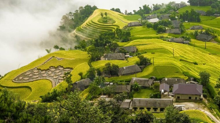 from-hanoi-group-sapa-tour-2-days-with-fansipan-peak-visit