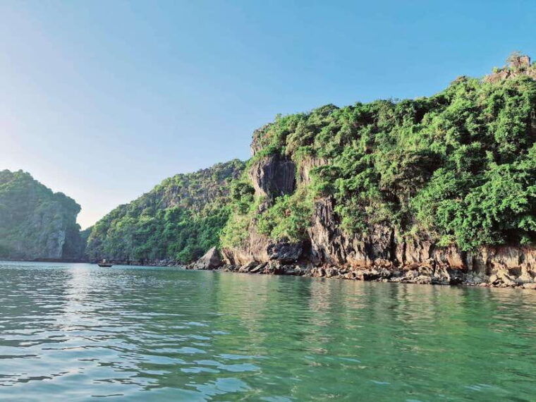 from-hanoi-ha-long-bay-1-day-tour-with-a-small-group