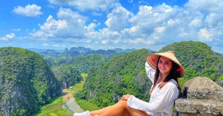 from-hanoi-ninh-binh-bai-dinh-trang-an-mua-cave-tour-2