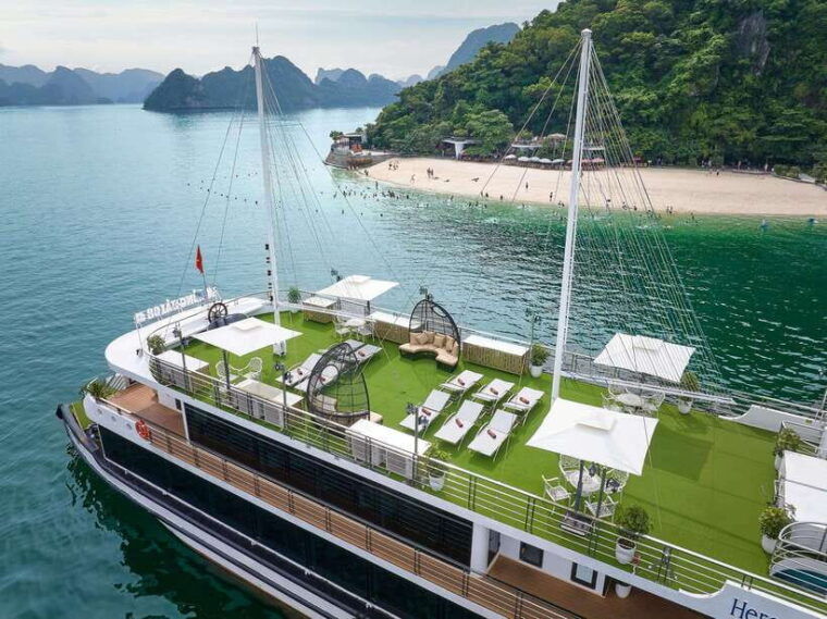 from-hanoi-or-ha-long-ha-long-bay-premium-cruise-day-tour