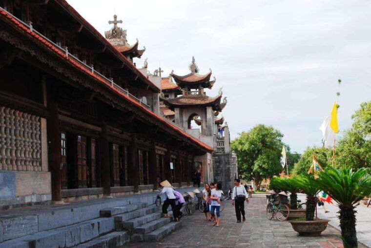 from-hanoi-private-day-tour-to-tam-coc-and-phat-diem