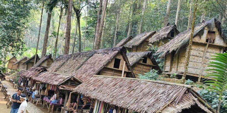 from-jakarta-baduy-tribe-full-day-trip-with-lunch