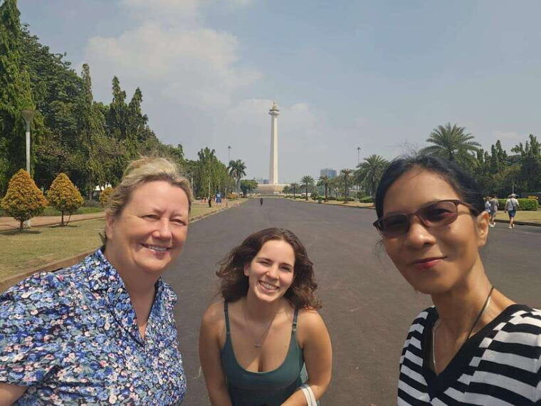 from-jakarta-private-half-day-tour-include-pickup