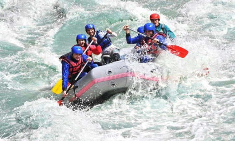 from-kandy-kelani-river-white-water-rafting-tour