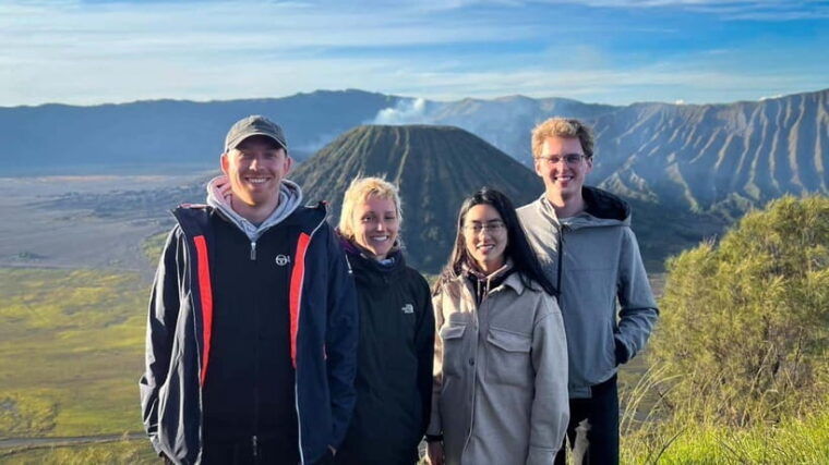 from-malang-2-days-bromo-and-tumpak-sewu-sharing-tour