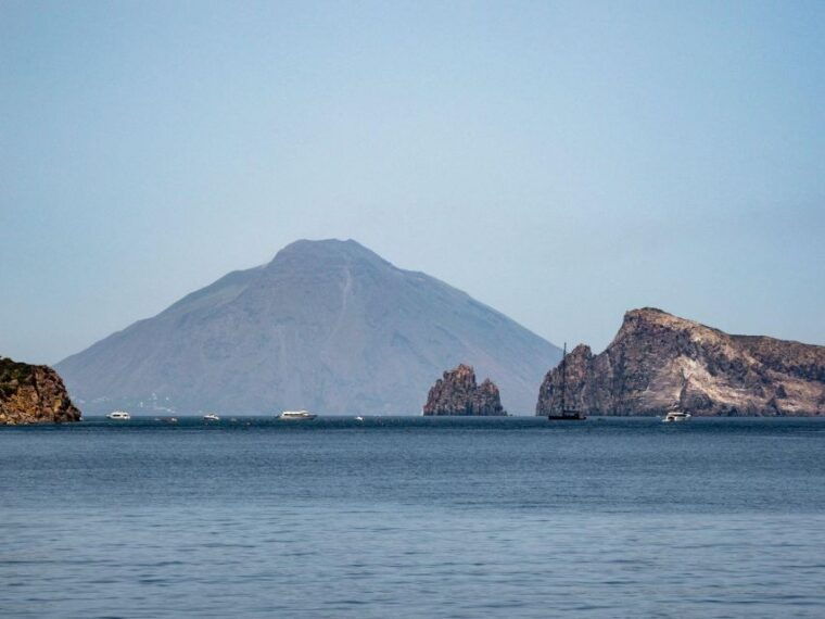 from-milazzo-panarea-and-stromboli-sunset-cruise