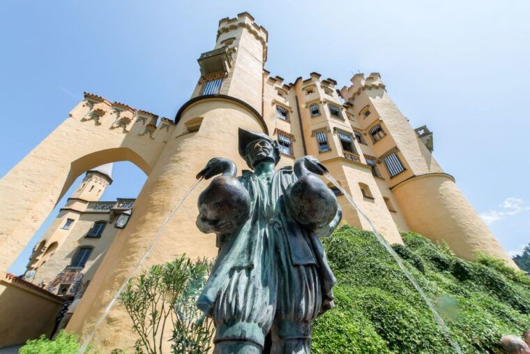 from-munich-neuschwanstein-linderhof-castle-full-day-trip