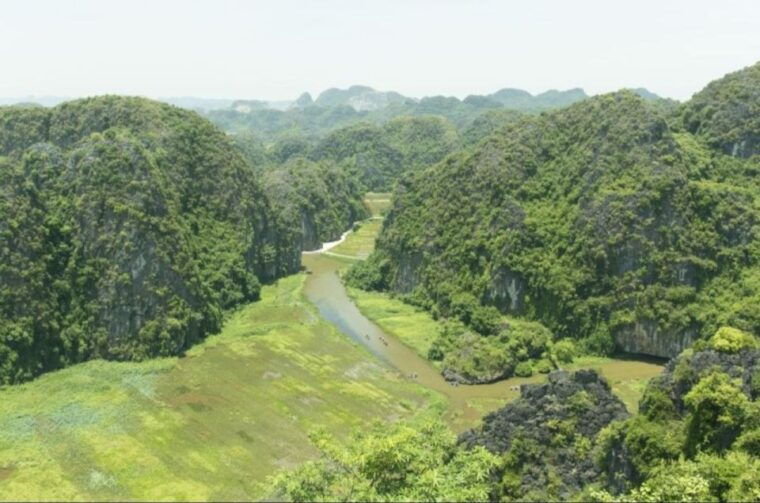 from-ninh-binh-hoa-lu-trang-an-mua-cave-full-day-2