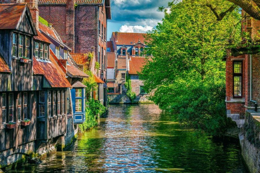 from-paris-day-trip-to-bruges-with-optional-seasonal-cruise