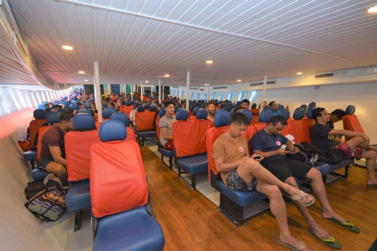 from-phuket-snorkeling-ferry-cruise-to-phi-phi-islands