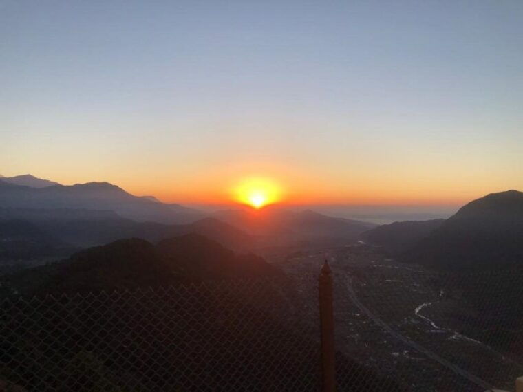from-pokhara-5-day-annapurna-basecamp-trek-with-hot-springs