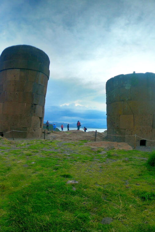 from-puno-sillustani-inca-cemetery-half-day-tour