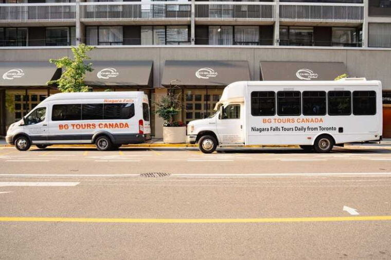 from-toronto-niagara-falls-guided-day-tour-with-boat-cruise
