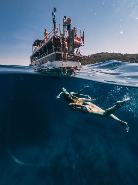 from-trogir-blue-lagoon-solta-cruise-with-lunch-drinks