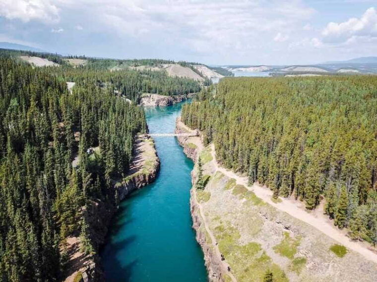 from-whitehorse-klondike-gold-rush-tour-incl-emerald-lake