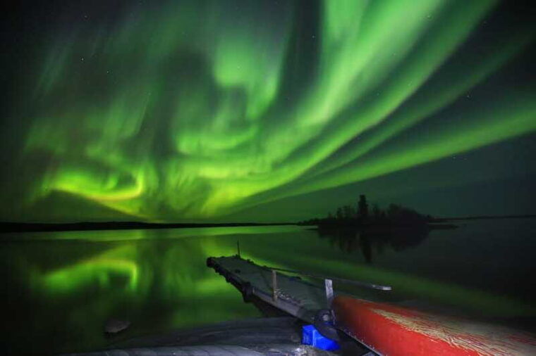 from-yellowknife-northern-lights-bus-tour-with-photos