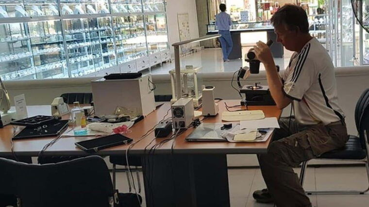 full-day-cambodian-gemology-workshop-from-siem-reap
