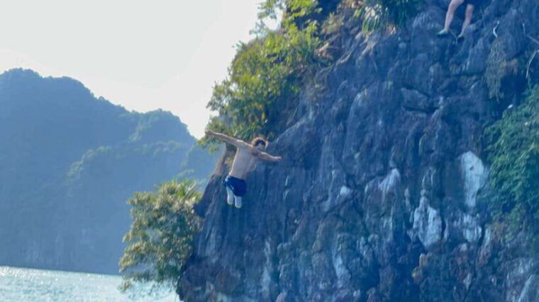 full-day-tour-to-lan-ha-bay-with-kayaking-cliff-jumping
