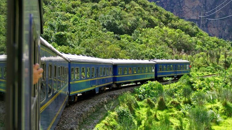 full-day-tour-to-machu-picchu-circuit-4-huchuy-picchu