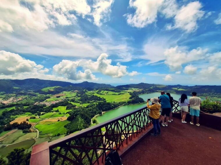 furnas-volcano-crater-lake-tea-plantation-and-waterfall