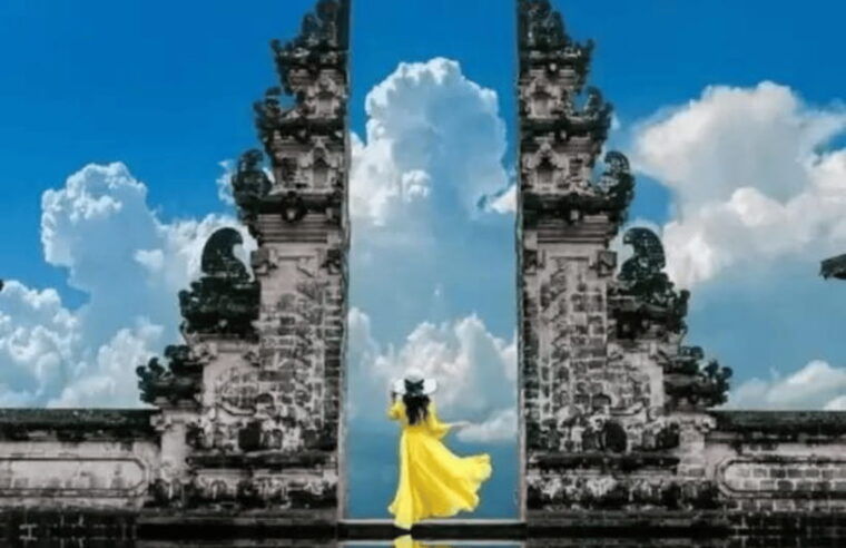 gate-of-heaven-with-snorkeling-private-day-tour