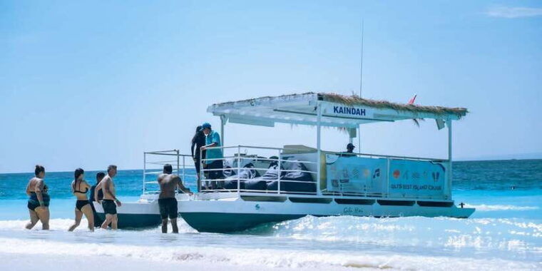 gili-islands-3-island-bbq-day-cruise-snorkeling-tour