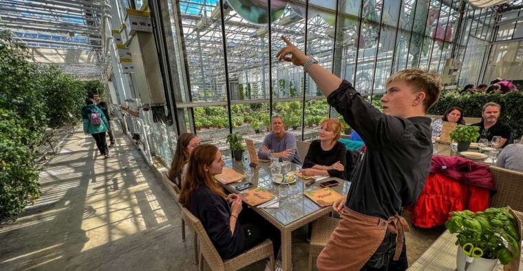golden-circle-lunch-at-fridheimar-tomato-farm-with-photos