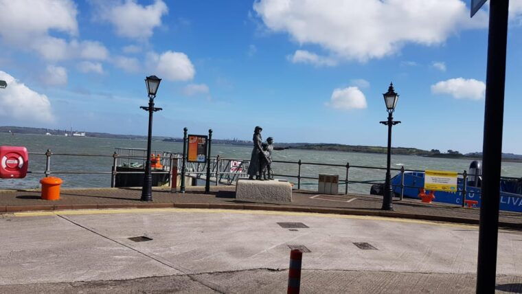 guided-tour-in-french-of-cobh