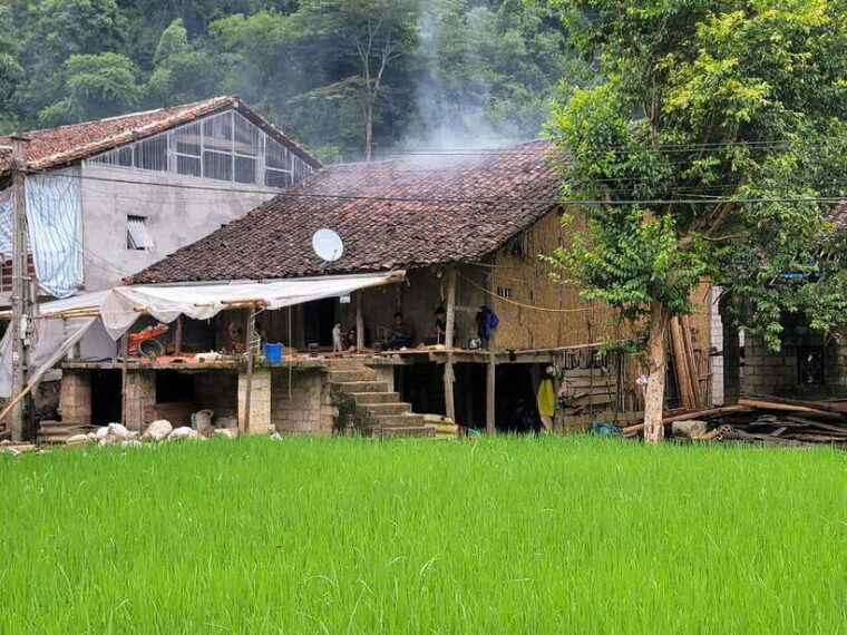 ha-giang-6d5n-ha-giang-loop-to-cao-bang-with-easy-rider
