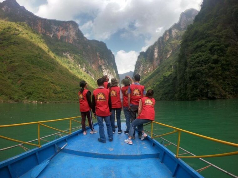 ha-giang-loop-2-days-high-quality-small-group-private-room