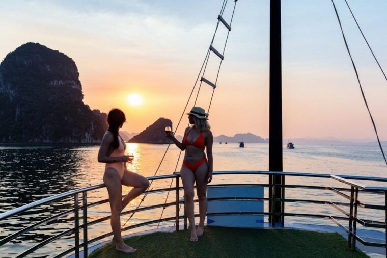 ha-noi-ha-long-bay-1-day-full-service-small-group-lunch
