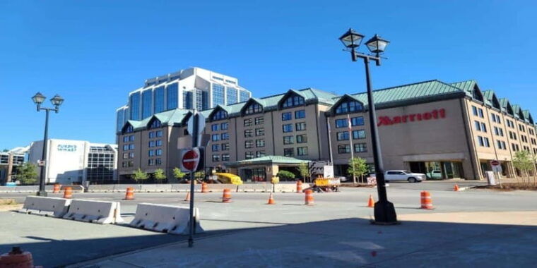 halifax-guided-harbourfront-food-walking-tour