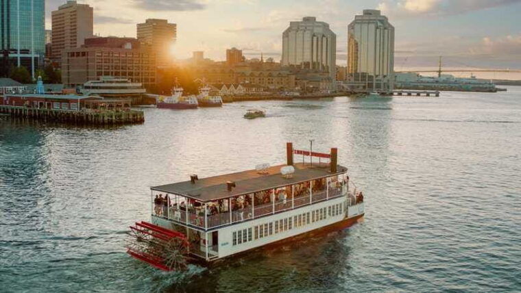 halifax-happy-hour-cruise-with-live-music