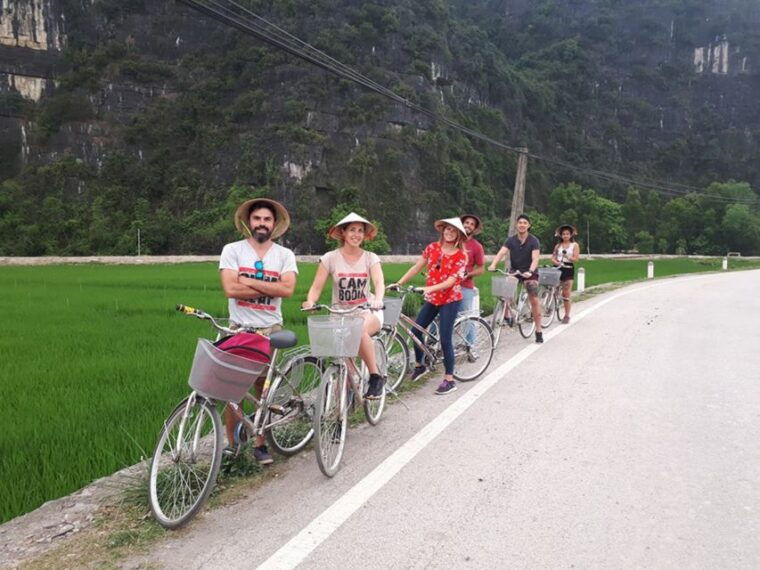 halong-bay-and-ninh-binh-2-day-cultural-tour