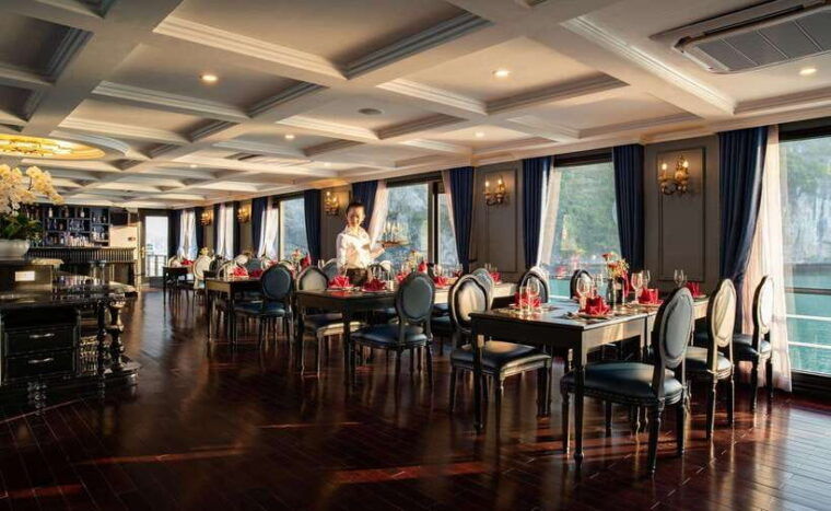 hanoi-2-day-halong-lan-ha-bay-best-seller-5-cruise-balcony