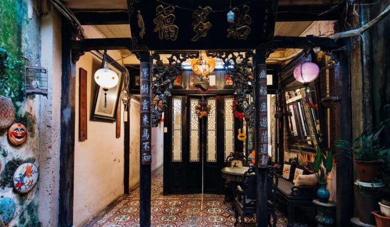 hanoi-michelin-guide-street-food-walking-tour