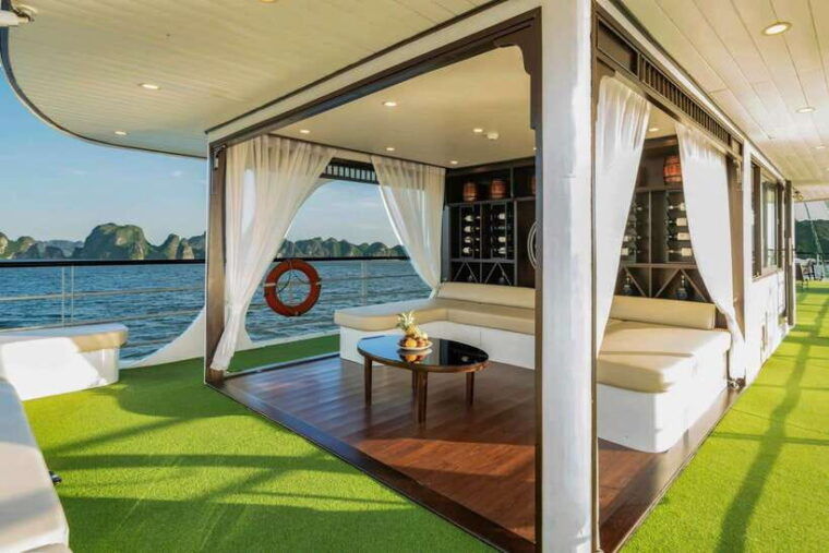 hanoi-private-ha-long-bay-full-day-choose-language-guide