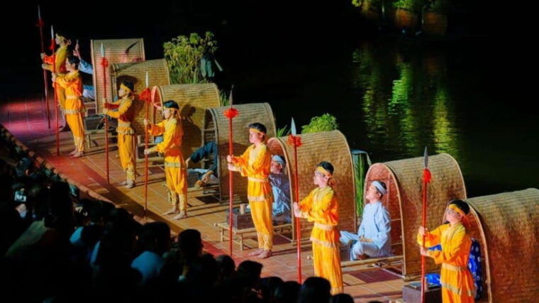 hanoi-quintessence-of-tonkin-show-a-cultural-spectacle
