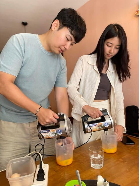 hcm-egg-coffee-class-with-local-instructor-snack
