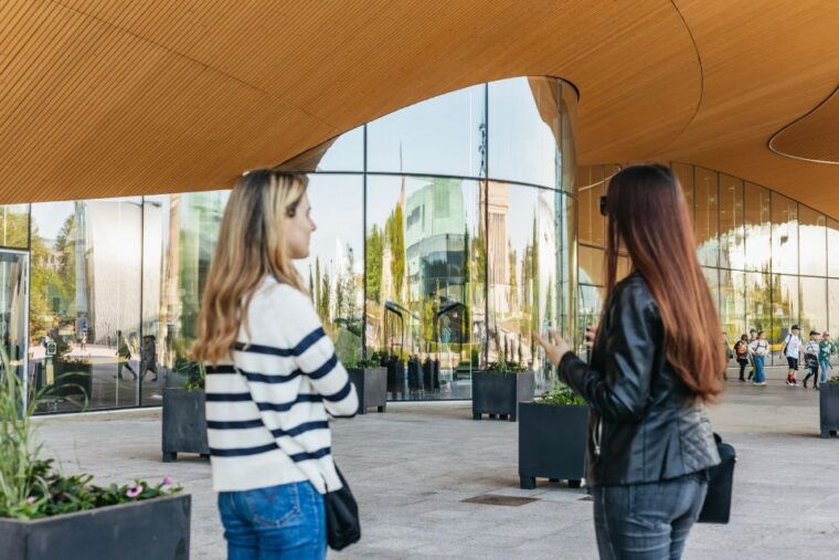 helsinki-private-tour-with-a-local-guide