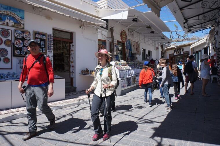 hiking-tour-exploring-lindos