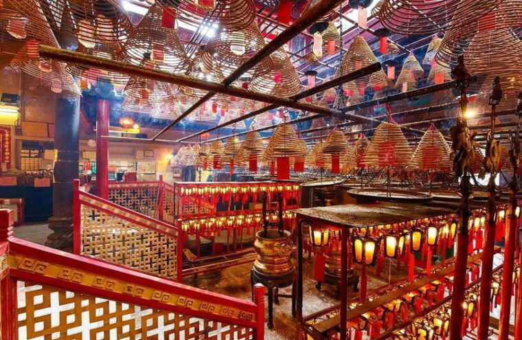 hk-peak-tram-dim-sum-tasting-city-tour-with-cruise