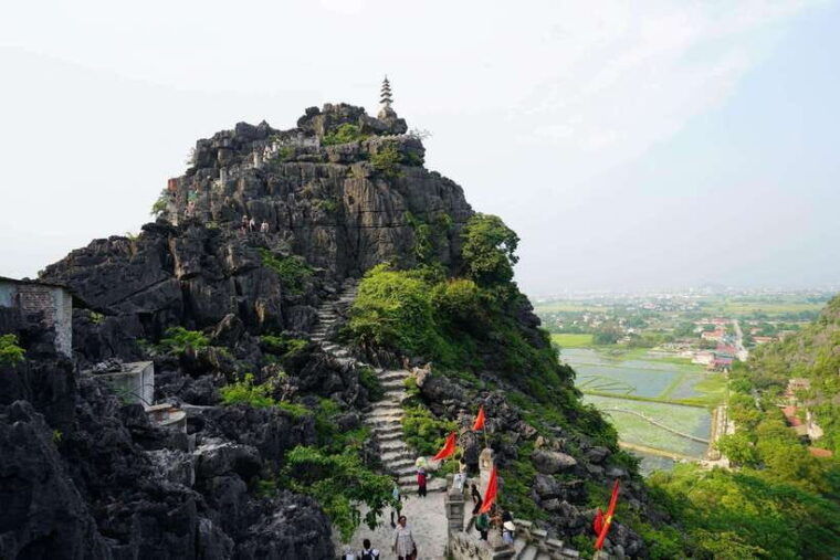 hoa-lu-bai-dinh-trang-an-cave-tour-from-ninh-binh