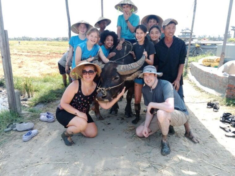 hoi-an-countryside-by-cycling-buffalo-riding-do-farming