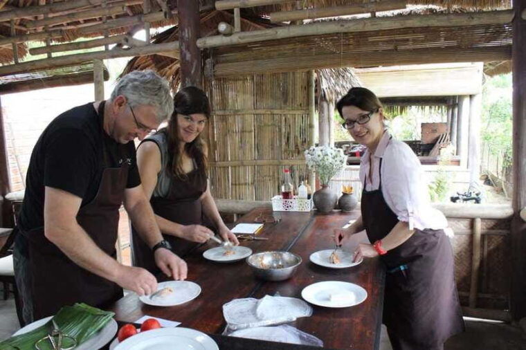 hoian-da-nang-fishing-basket-riding-and-cooking-class