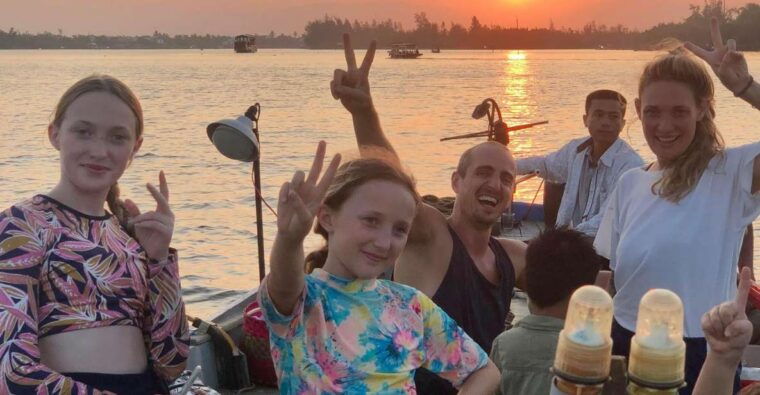 hoian-fishing-bbq-sunsent-cruise