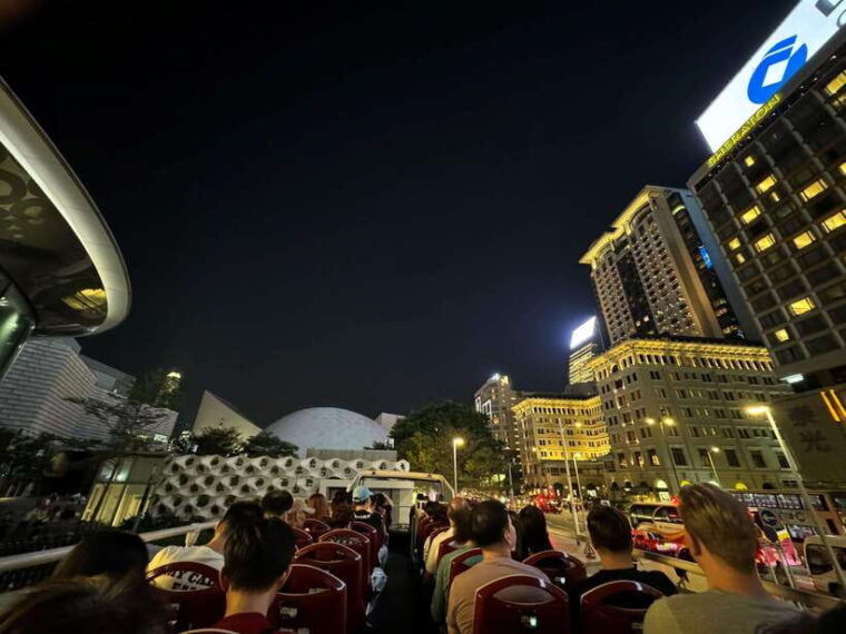 hong-kong-panoramic-night-tour-of-kowloon-by-open-top-bus