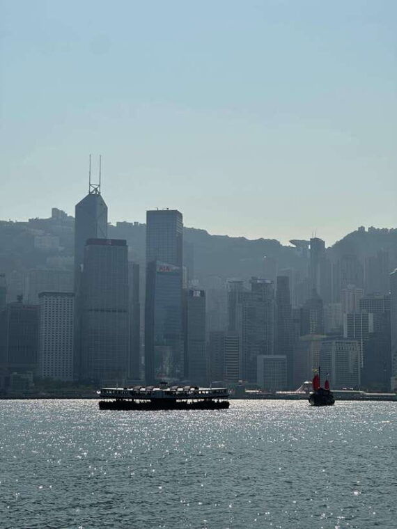 hong-kong-wong-tai-sin-temple-and-victoria-harbour-tour